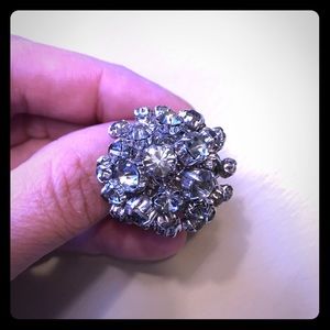 Lia Sophia gorgeous flashy ring size 7